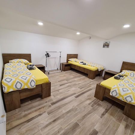 Apartment Dinlux Maribor Exterior photo