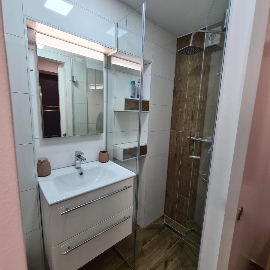 Apartment Dinlux Maribor Exterior photo