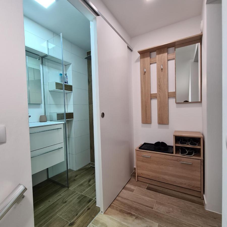 Apartment Dinlux Maribor Exterior photo
